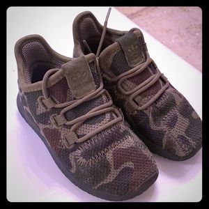 Toddler camo tubular shoes